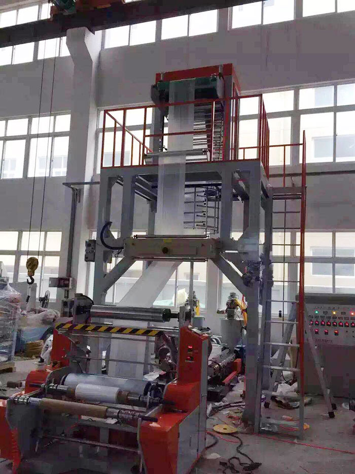 吹膜機(jī)11